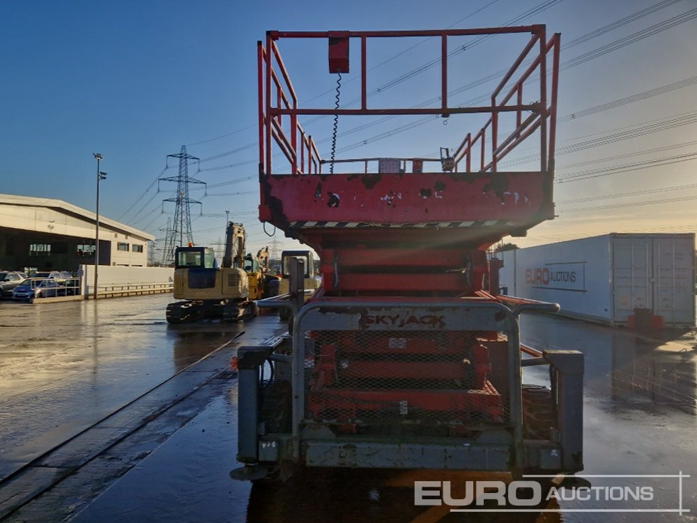 2013 SkyJack SJ 9250 - Ножничный подъемник: фото 4 2013 SkyJack SJ 9250 - Ножничный подъемник: фото 4