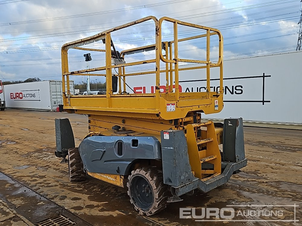 2014 Haulotte Compact 12DX - Ножничный подъемник: фото 3 2014 Haulotte Compact 12DX - Ножничный подъемник: фото 3