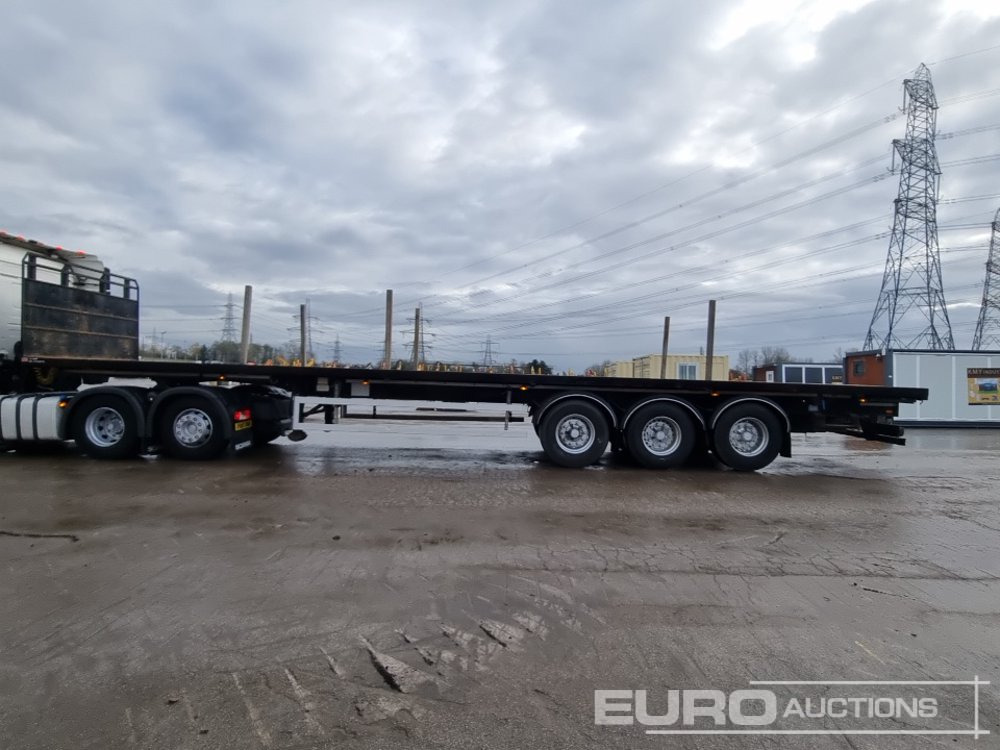2014 SDC Tri Axle Flat Bed Trailer - Полуприцеп бортовой/ Платформа: фото 2 2014 SDC Tri Axle Flat Bed Trailer - Полуприцеп бортовой/ Платформа: фото 2