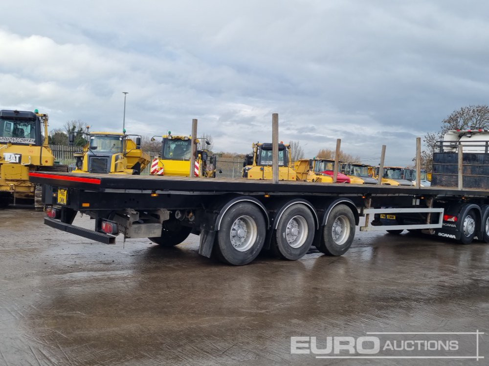 2014 SDC Tri Axle Flat Bed Trailer - Полуприцеп бортовой/ Платформа: фото 5 2014 SDC Tri Axle Flat Bed Trailer - Полуприцеп бортовой/ Платформа: фото 5