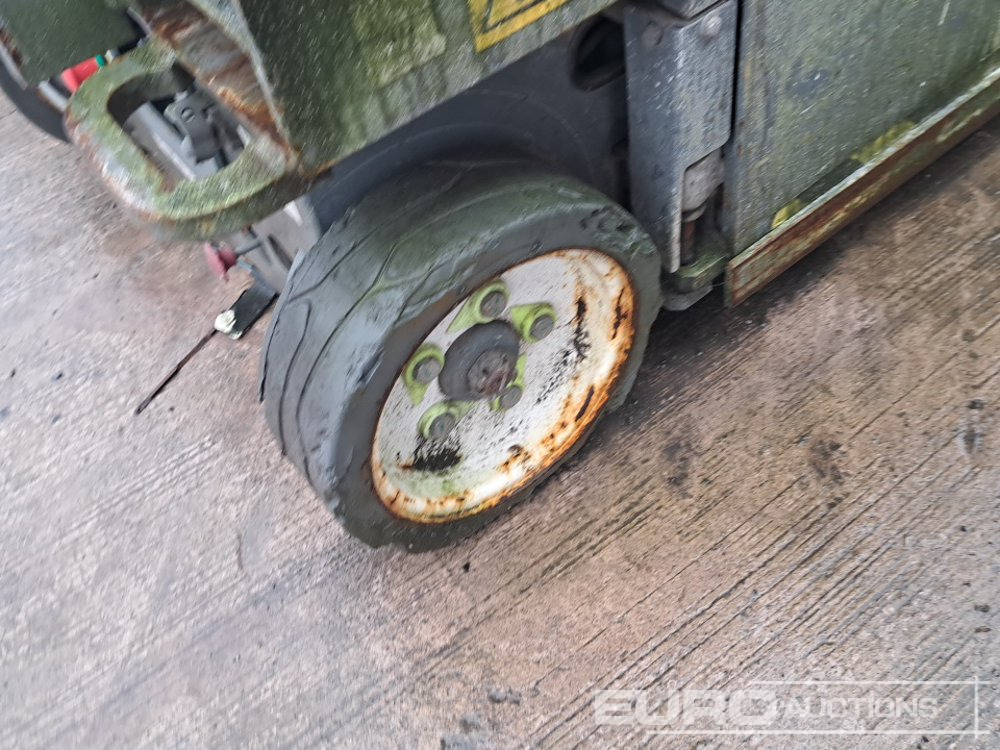 Подъёмник 2014 SkyJack SJ3219: фото 10