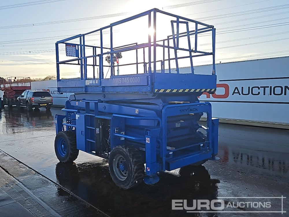 2014 SkyJack SJ8841 - Ножничный подъемник: фото 3 2014 SkyJack SJ8841 - Ножничный подъемник: фото 3