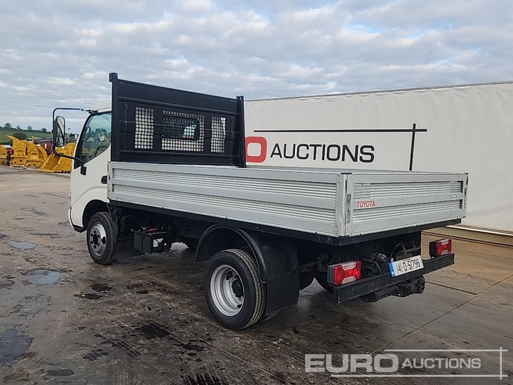 2014 Toyota Dyna - Грузовик бортовой/ Платформа: фото 3 2014 Toyota Dyna - Грузовик бортовой/ Платформа: фото 3