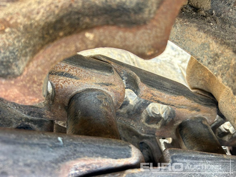 2015 Hitachi ZX225USLC-5B - Гусеничный экскаватор: фото 5 2015 Hitachi ZX225USLC-5B - Гусеничный экскаватор: фото 5