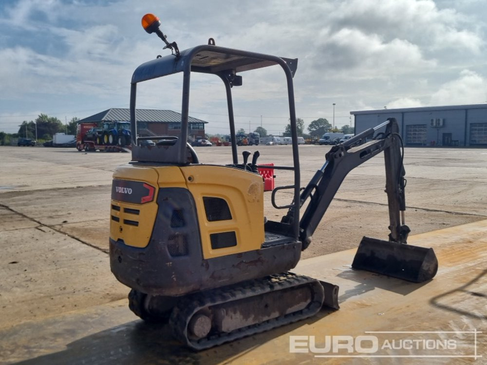 2015 Volvo EC15C - Мини-экскаватор: фото 5 2015 Volvo EC15C - Мини-экскаватор: фото 5