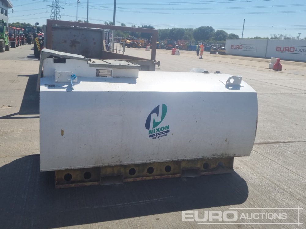 2015 Western 2000 Litre - Резервуар для хранения: фото 2 2015 Western 2000 Litre - Резервуар для хранения: фото 2