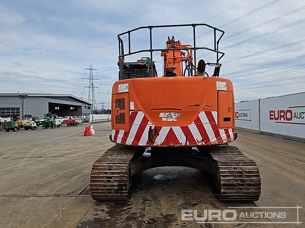 2016 Hitachi ZX225USLC-5B - Гусеничный экскаватор: фото 4 2016 Hitachi ZX225USLC-5B - Гусеничный экскаватор: фото 4