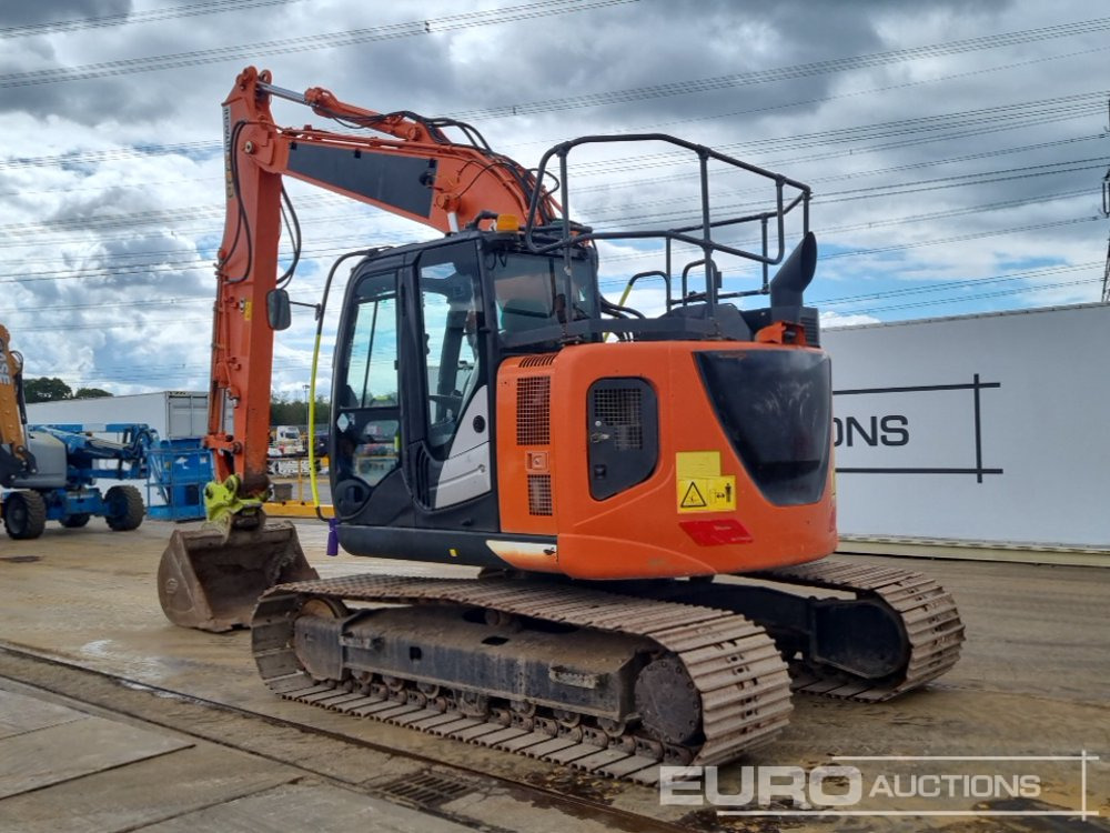2017 Hitachi ZX135US-6 - Гусеничный экскаватор: фото 3 2017 Hitachi ZX135US-6 - Гусеничный экскаватор: фото 3