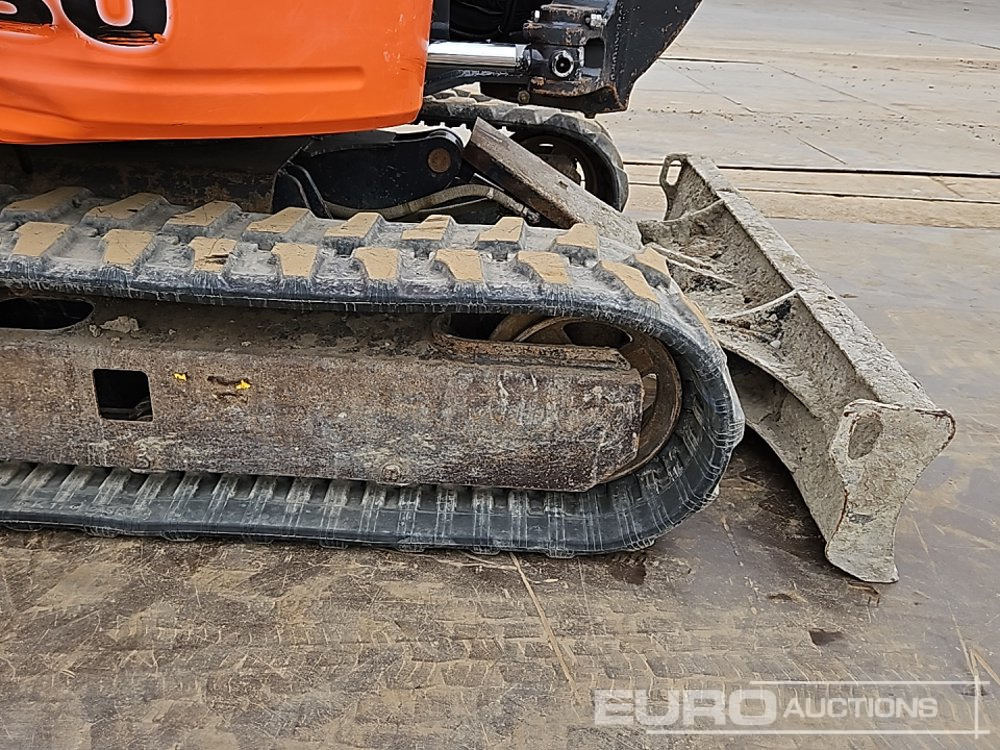 Мини-экскаватор 2017 Hitachi ZX26U-5A CR: фото 13