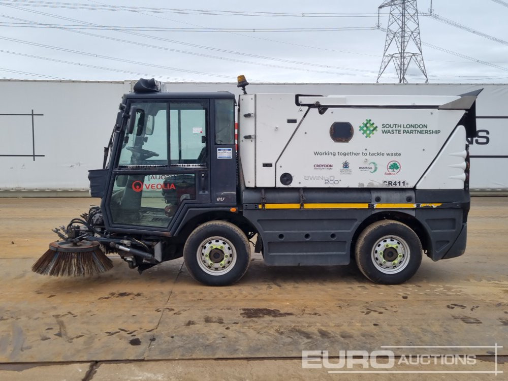 2017 Schmidt 4x2 Road Sweeper, Reverse Camera, A/C - Подметально-уборочная машина: фото 2 2017 Schmidt 4x2 Road Sweeper, Reverse Camera, A/C - Подметально-уборочная машина: фото 2