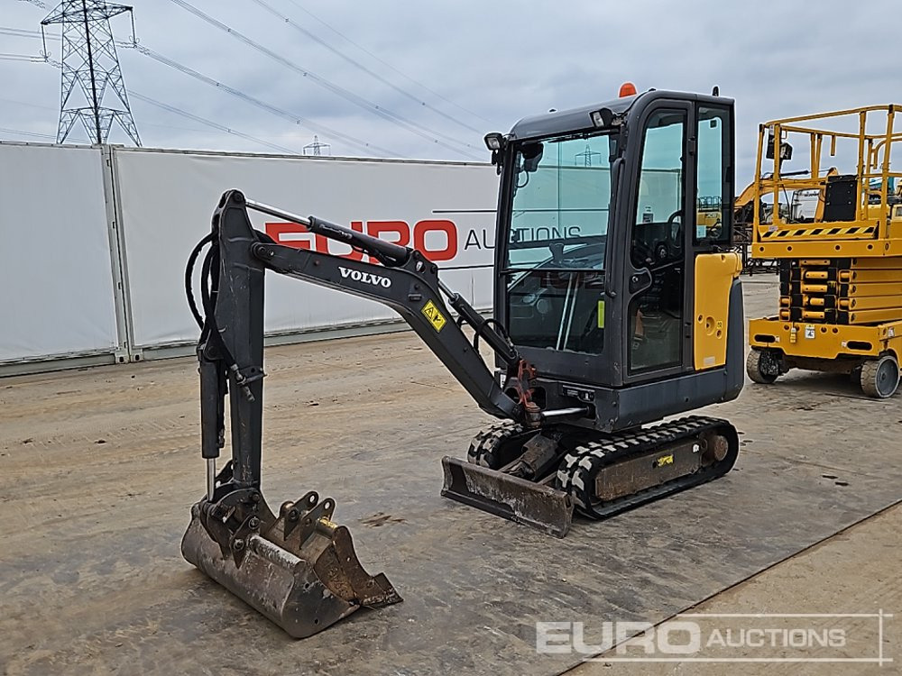 2017 Volvo EC15D - Мини-экскаватор: фото 1 2017 Volvo EC15D - Мини-экскаватор: фото 1