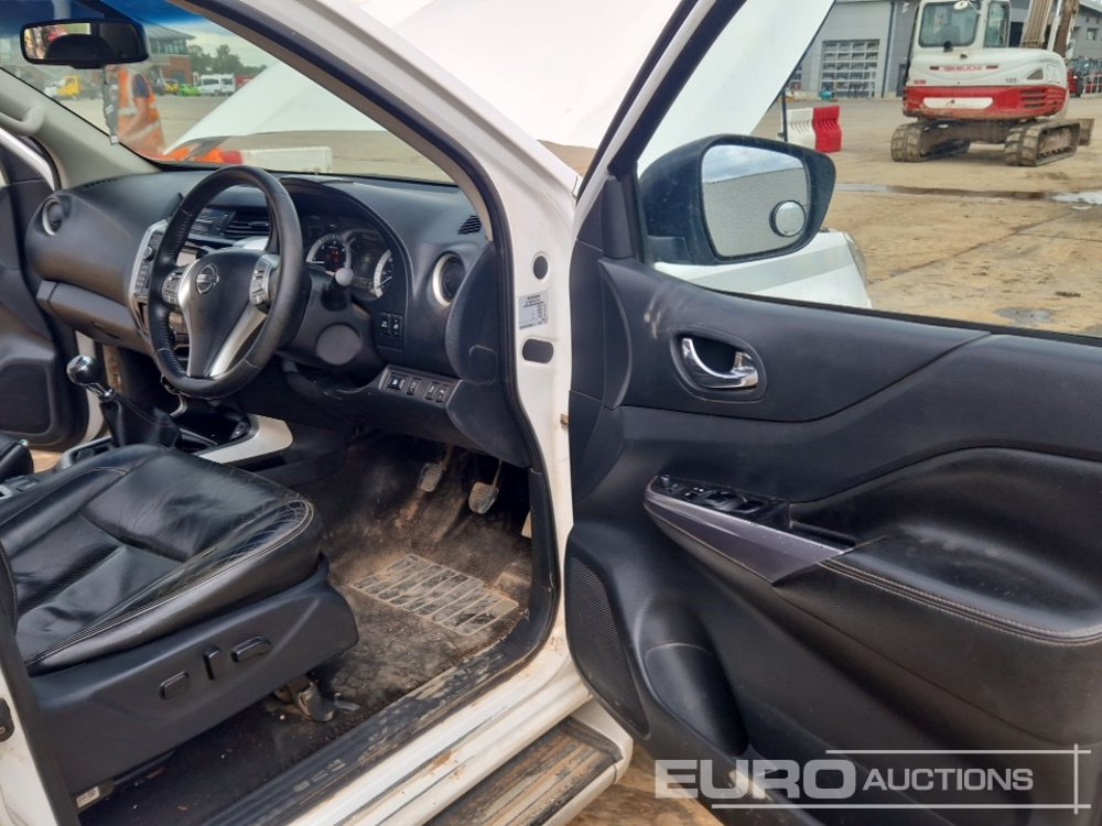 Пикап 2018 Nissan Navara Tekna: фото 29