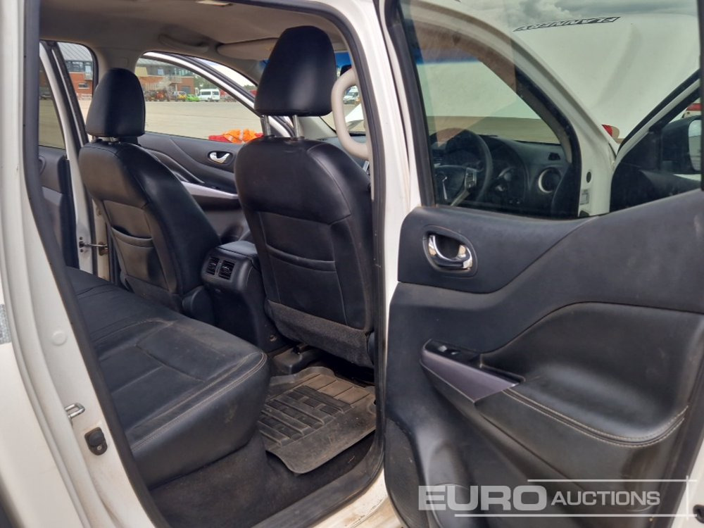 Пикап 2018 Nissan Navara Tekna: фото 27