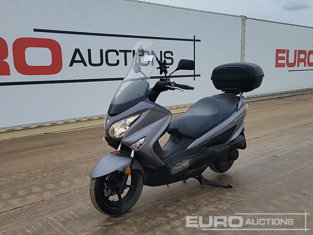 2019 Suzuki Burgman - Мотоцикл: фото 1 2019 Suzuki Burgman - Мотоцикл: фото 1