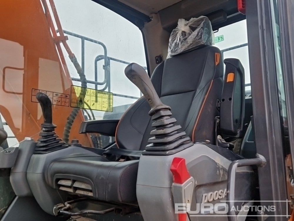 Гусеничный экскаватор 2021 Doosan DX140LC-7: фото 45