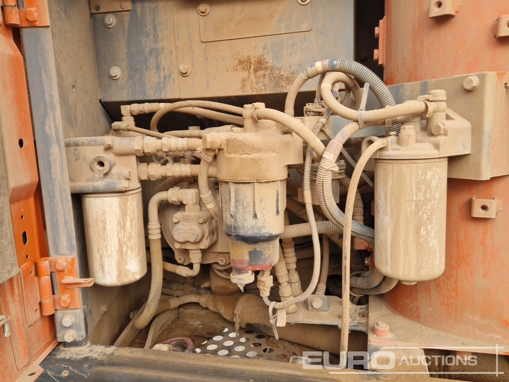Гусеничный экскаватор 2021 Hitachi ZX130LCN-6: фото 29