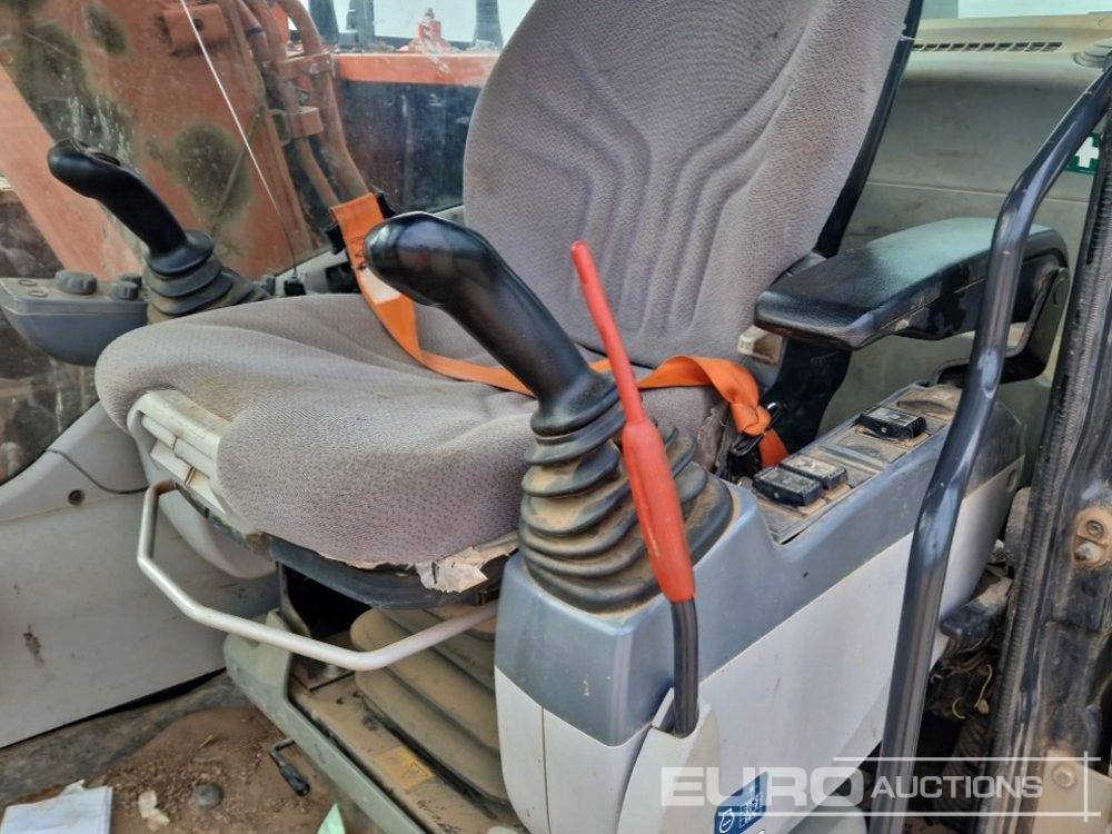 Гусеничный экскаватор 2021 Hitachi ZX130LCN-6: фото 41