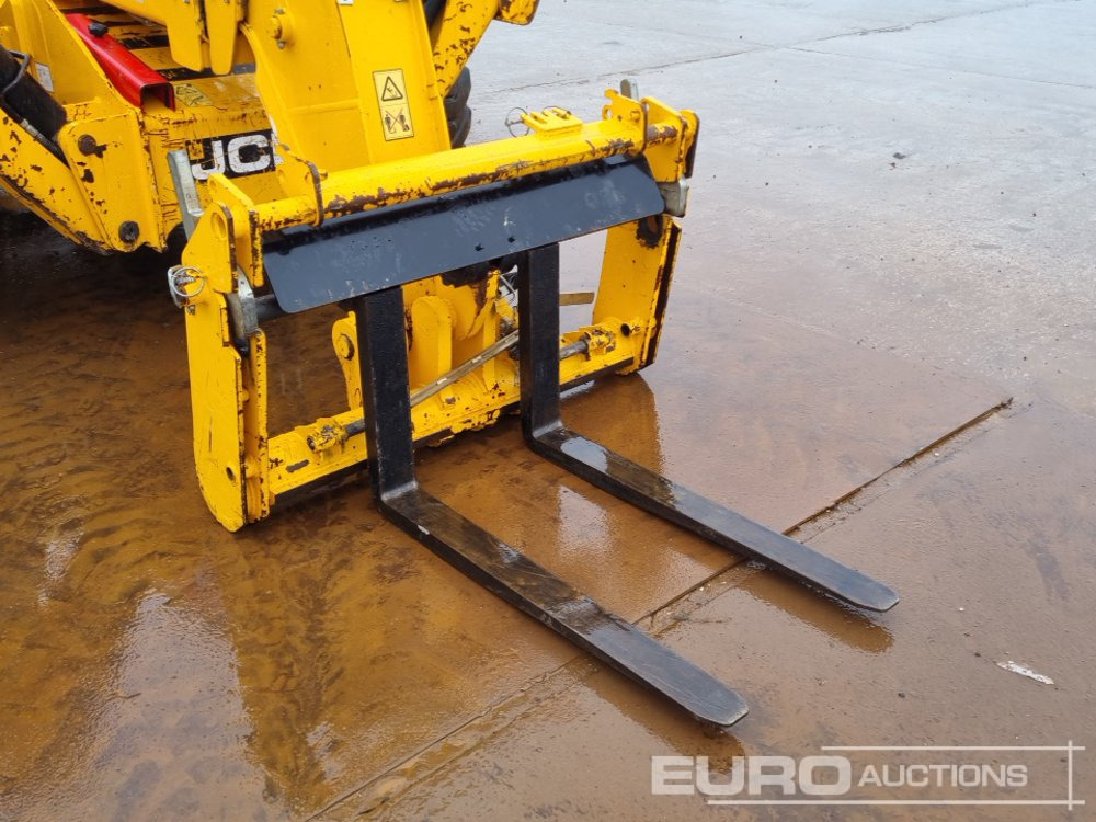 Телескопический погрузчик 2021 JCB 540-140 Hi Viz: фото 25