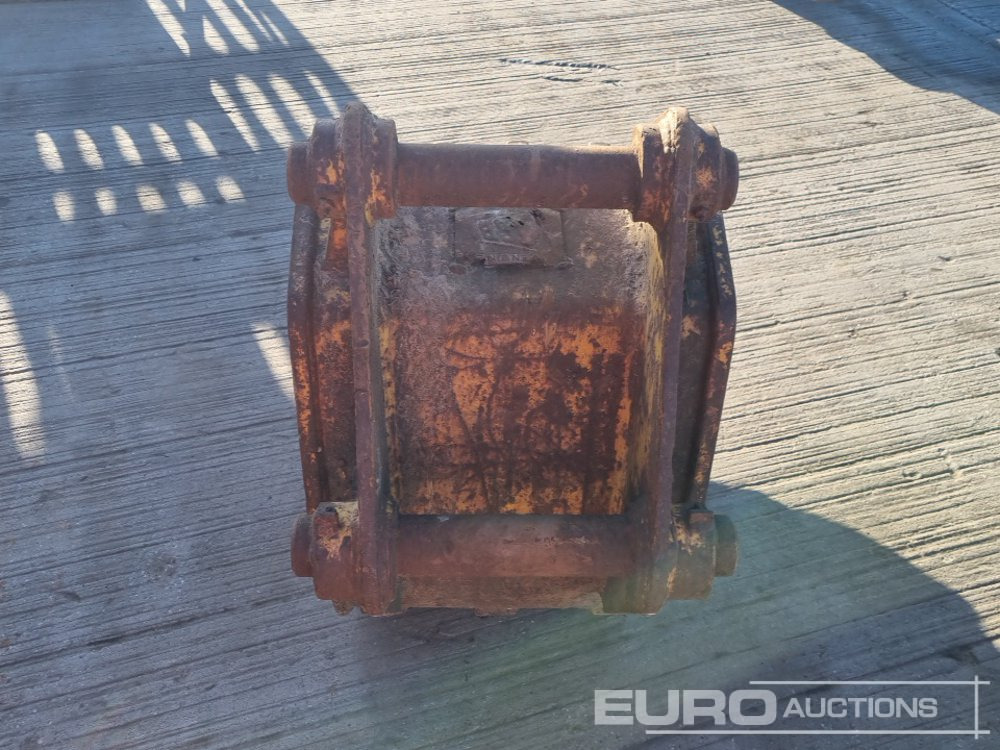 24" Digging Bucket 65mm Pin to suit 13 Ton Excavator - Ковш: фото 4 24" Digging Bucket 65mm Pin to suit 13 Ton Excavator - Ковш: фото 4