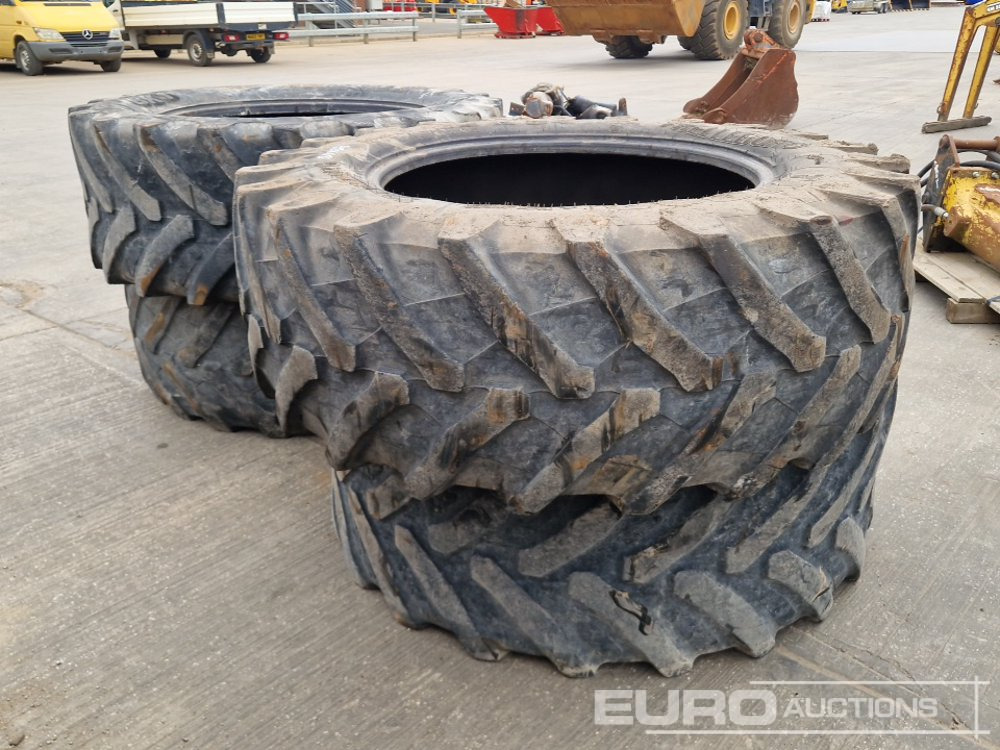 540/65R34 Tyre (4 of) - Шина: фото 2 540/65R34 Tyre (4 of) - Шина: фото 2