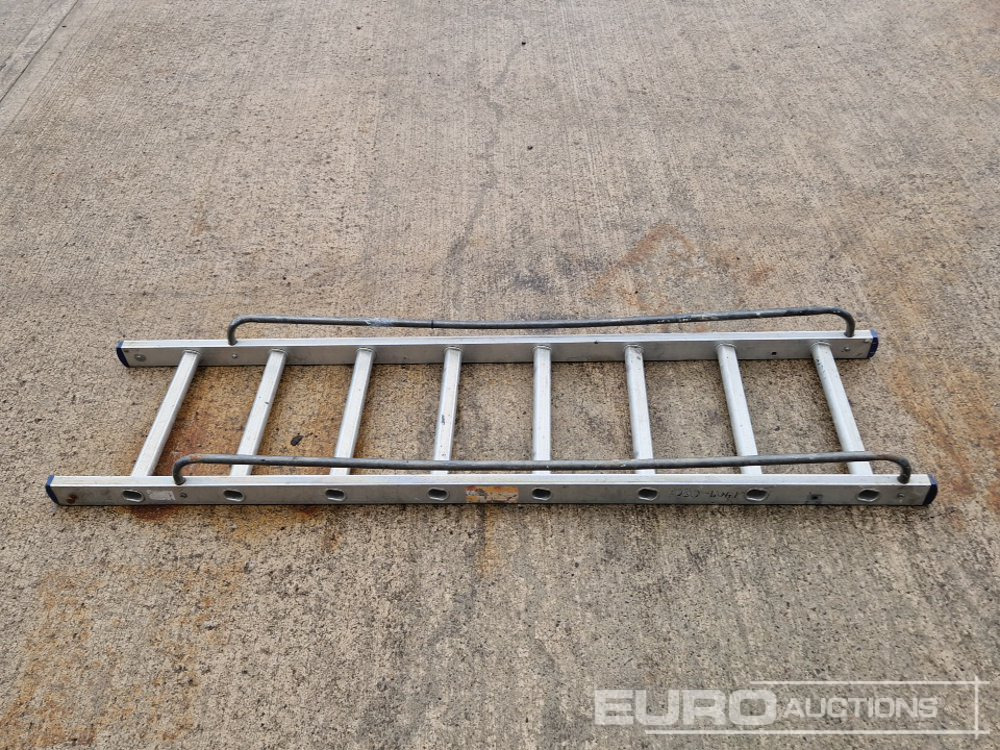8 Tread Aluminium Ladder - Строительное оборудование: фото 2 8 Tread Aluminium Ladder - Строительное оборудование: фото 2