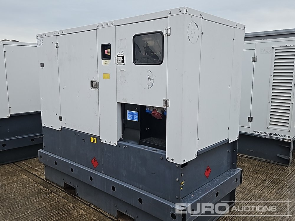 Aggreko 30kVA Generator, John Deere Engine - Электрогенератор: фото 3 Aggreko 30kVA Generator, John Deere Engine - Электрогенератор: фото 3