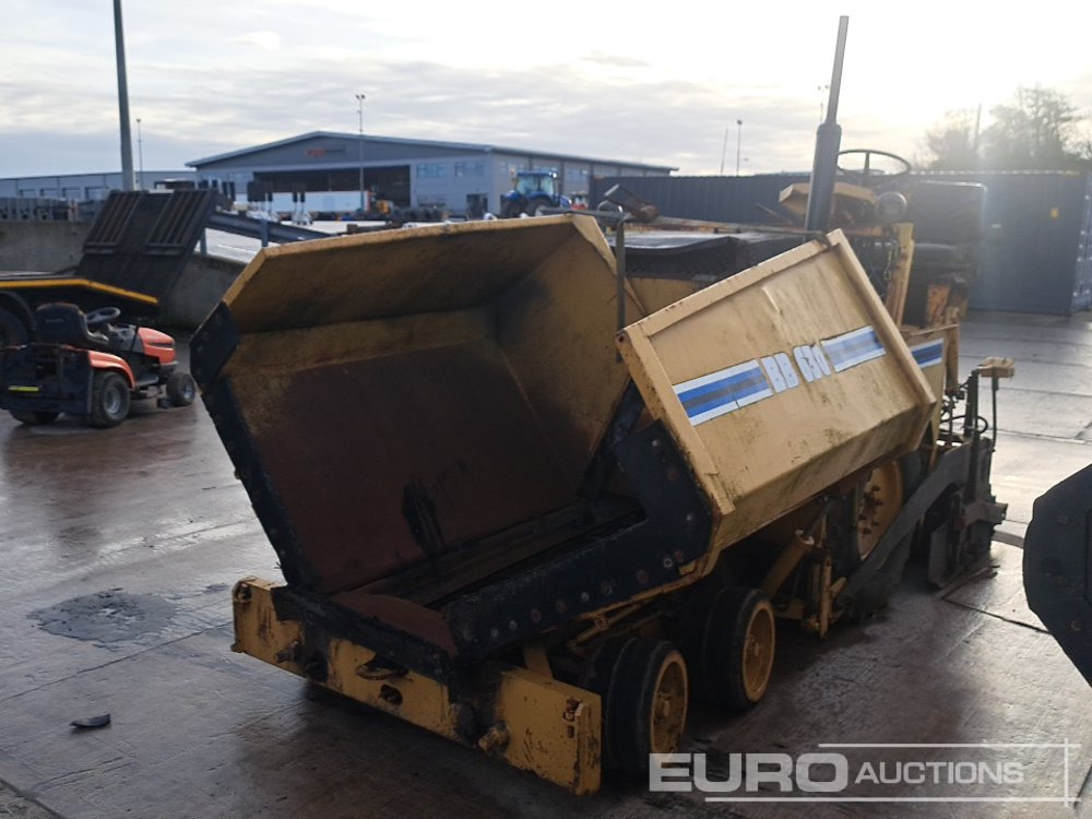 Асфальтоукладчик Bitelli BB30: фото 31