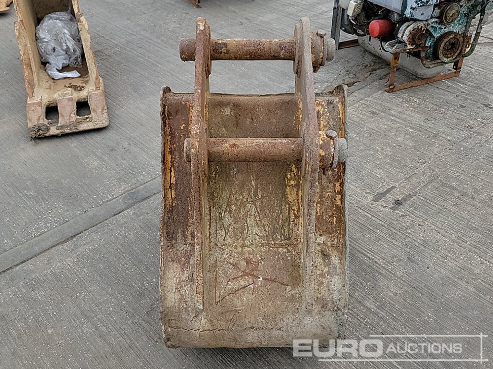 Case 24" Digging Bucket 65mm Pin to suit 13 Ton Excavator - Ковш: фото 4 Case 24" Digging Bucket 65mm Pin to suit 13 Ton Excavator - Ковш: фото 4
