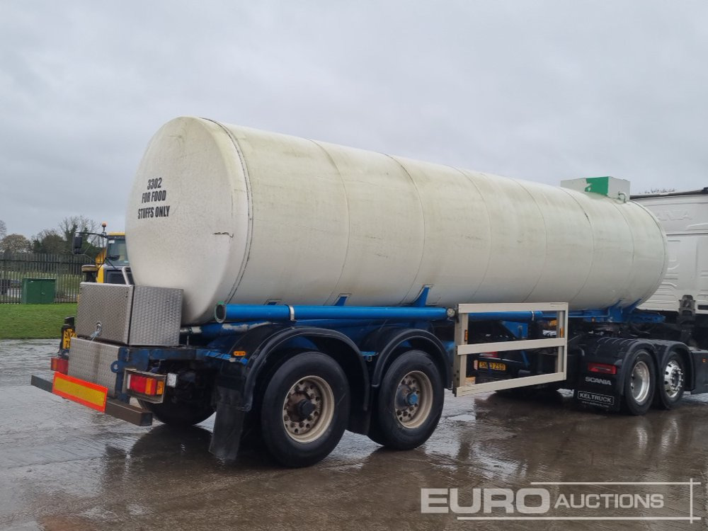 Clayton Twin Axle Tanker Trailer, Rear Steer, Stainless Steel Tank (Plating Certificate Available) - Полуприцеп-цистерна: фото 5 Clayton Twin Axle Tanker Trailer, Rear Steer, Stainless Steel Tank (Plating Certificate Available) - Полуприцеп-цистерна: фото 5