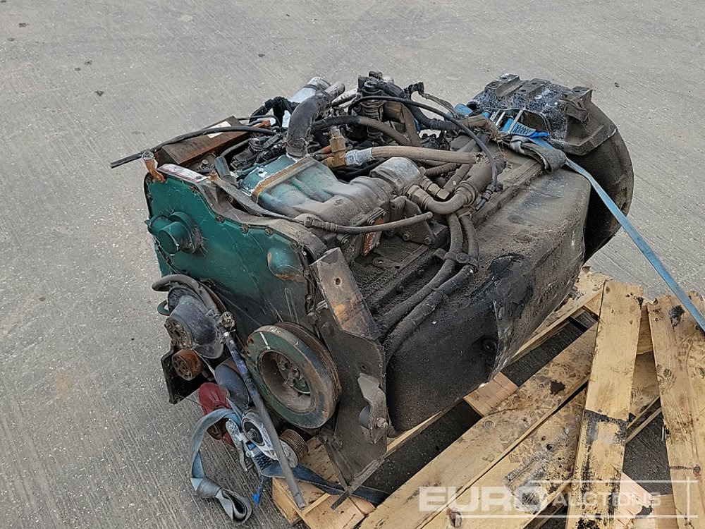 Cummins 6 Cylinder Engine - Двигатель: фото 1 Cummins 6 Cylinder Engine - Двигатель: фото 1