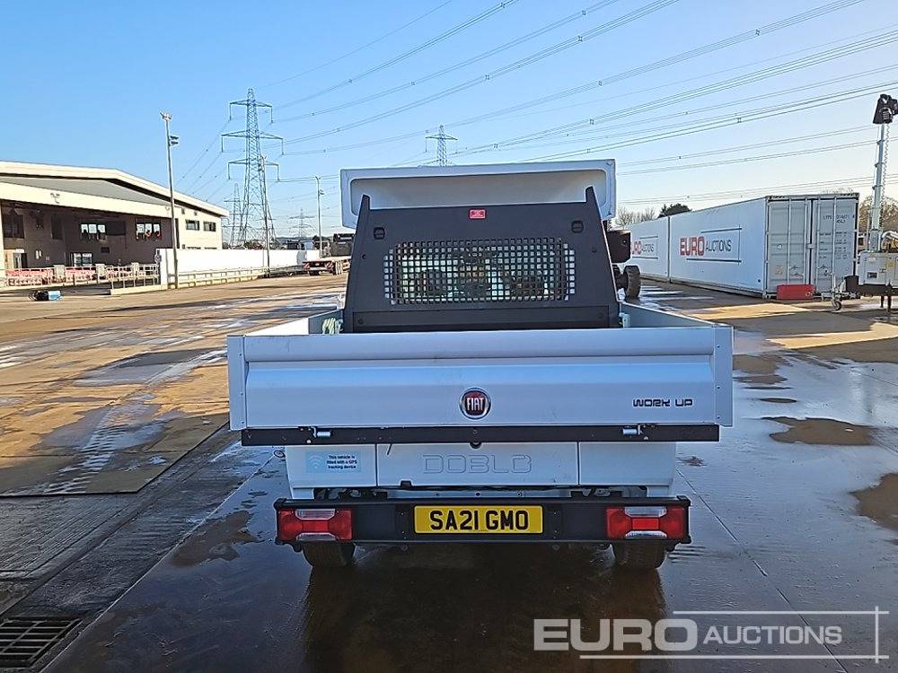 Fiat Doblo - Малотоннажный бортовой грузовик: фото 4 Fiat Doblo - Малотоннажный бортовой грузовик: фото 4