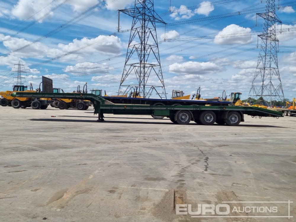 General Trailers Tri Axle Step Frame Low Loader Trailer - Низкорамный полуприцеп: фото 2 General Trailers Tri Axle Step Frame Low Loader Trailer - Низкорамный полуприцеп: фото 2