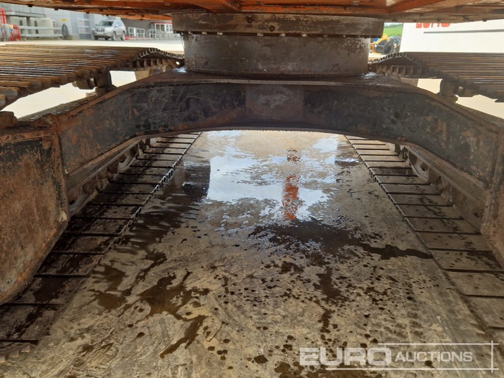 Гусеничный экскаватор Hitachi EX135: фото 29