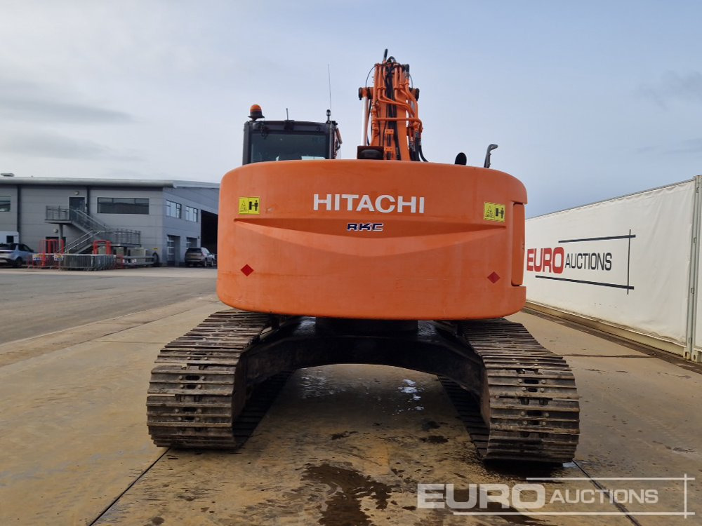 Hitachi ZX225USLC-3 - Гусеничный экскаватор: фото 4 Hitachi ZX225USLC-3 - Гусеничный экскаватор: фото 4
