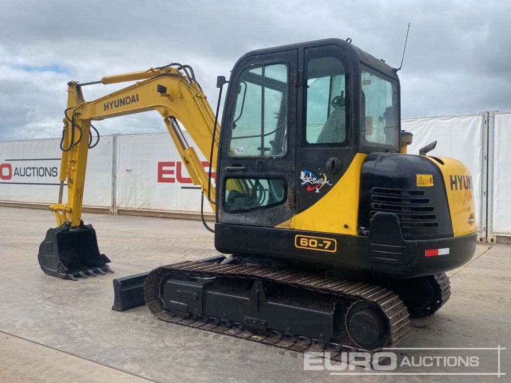 Hyundai R60-7 - Мини-экскаватор: фото 3 Hyundai R60-7 - Мини-экскаватор: фото 3