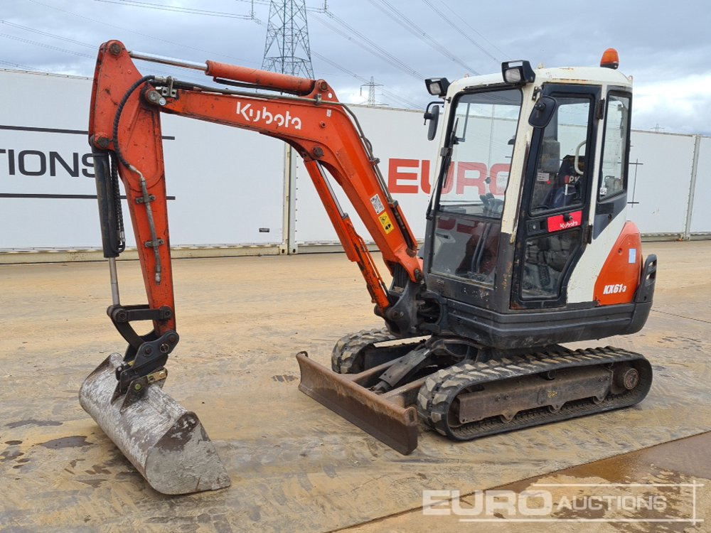 Kubota KX61-3 - Мини-экскаватор: фото 1 Kubota KX61-3 - Мини-экскаватор: фото 1