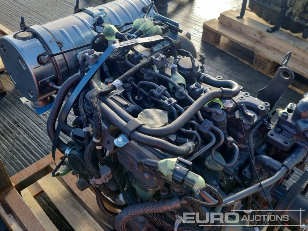 Двигатель Kubota V2403: фото 21