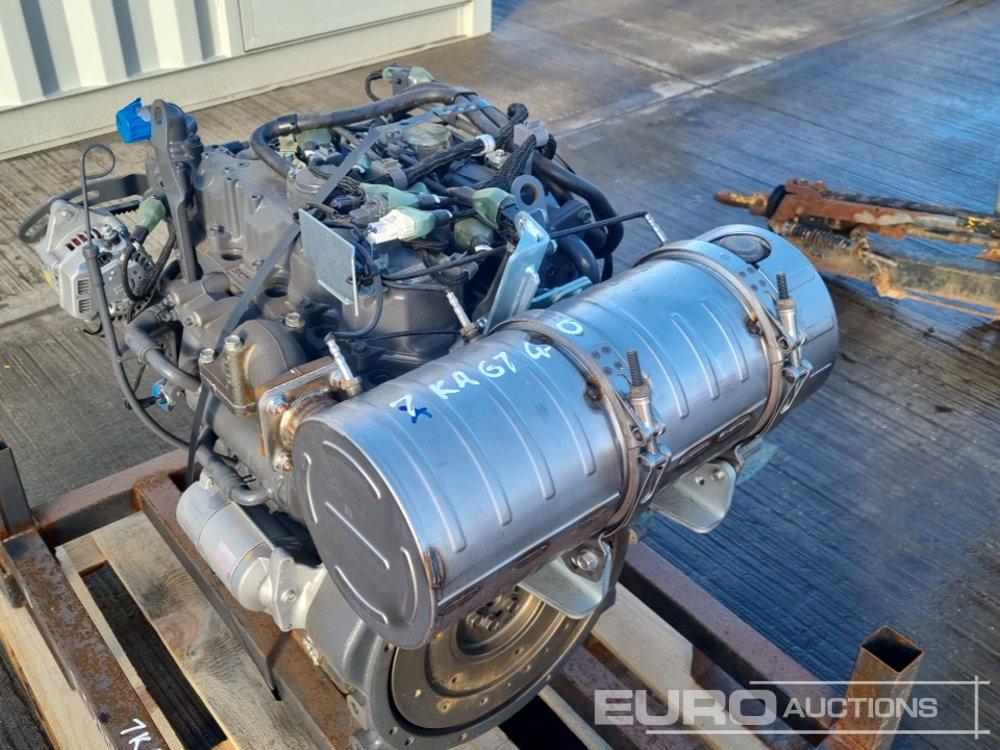 Двигатель Kubota V2403: фото 15