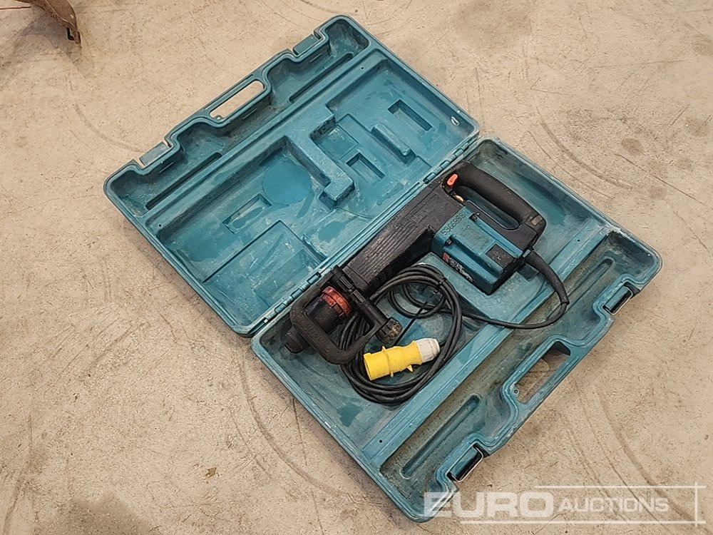 Makita HM1100 110 Volt Breaker - Строительное оборудование: фото 4 Makita HM1100 110 Volt Breaker - Строительное оборудование: фото 4