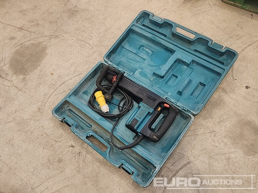 Makita HM1100 110 Volt Breaker - Строительное оборудование: фото 1 Makita HM1100 110 Volt Breaker - Строительное оборудование: фото 1