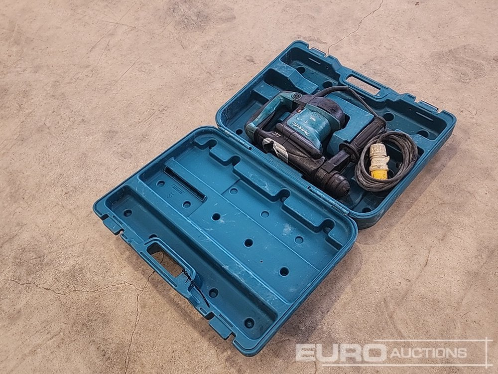 Makita HM3210C 110 Volt Breaker - Строительное оборудование: фото 3 Makita HM3210C 110 Volt Breaker - Строительное оборудование: фото 3