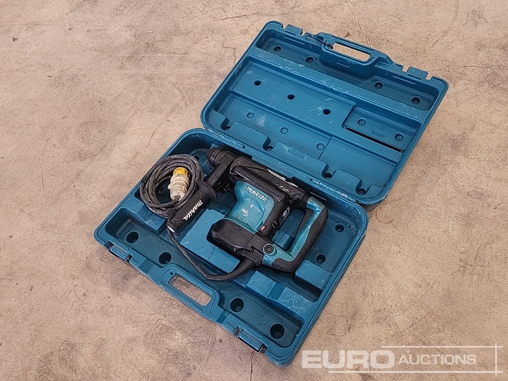 Makita HM3210C 110 Volt Breaker - Строительное оборудование: фото 1 Makita HM3210C 110 Volt Breaker - Строительное оборудование: фото 1