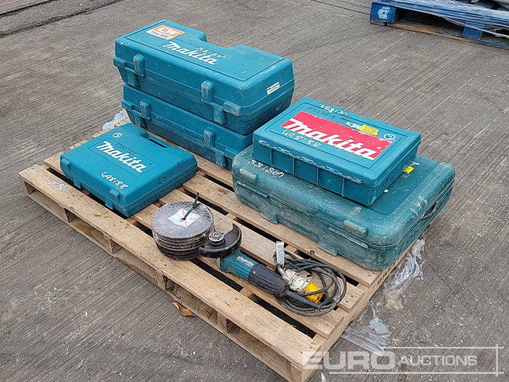 Makita HR3210C 110Volt Hammer Drill, GA9020 110Volt Angle Grinder (2 of), HP2050 110Volt Drill, 4350FCT 110Volt Jigsaw, GA4530R 110 Volt Angle Grinder - Строительное оборудование: фото 1 Makita HR3210C 110Volt Hammer Drill, GA9020 110Volt Angle Grinder (2 of), HP2050 110Volt Drill, 4350FCT 110Volt Jigsaw, GA4530R 110 Volt Angle Grinder - Строительное оборудование: фото 1