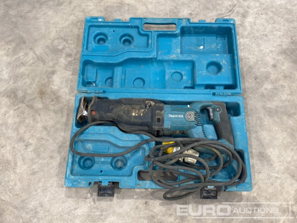 Makita JR3070CT 110 Volt Recip Saw & Makita HM0870C 110 Volt Breaker (2 of) - Строительное оборудование: фото 4 Makita JR3070CT 110 Volt Recip Saw & Makita HM0870C 110 Volt Breaker (2 of) - Строительное оборудование: фото 4