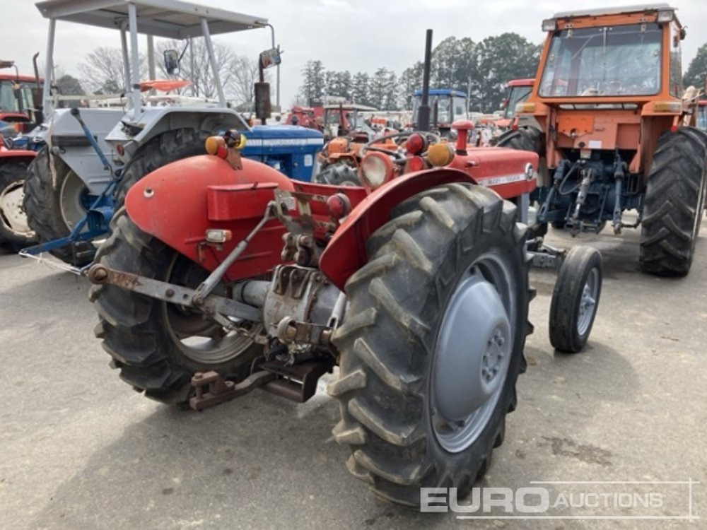 Massey Ferguson 135 - Трактор: фото 3 Massey Ferguson 135 - Трактор: фото 3
