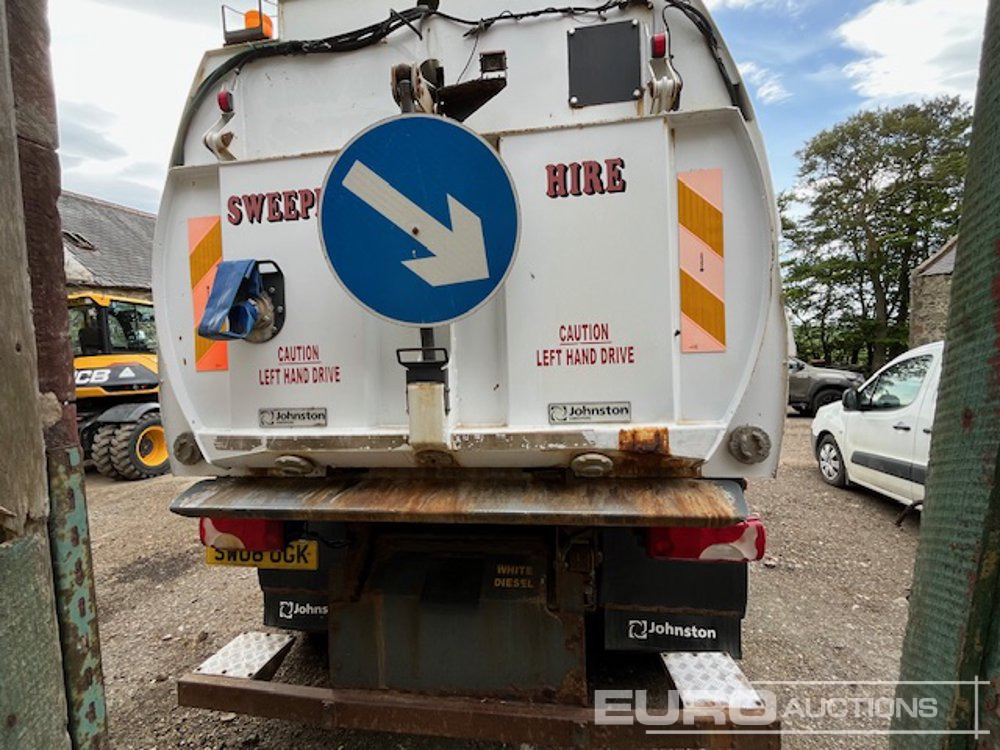Mercedes Benz AXOR 1829 - Подметально-уборочная машина: фото 3 Mercedes Benz AXOR 1829 - Подметально-уборочная машина: фото 3