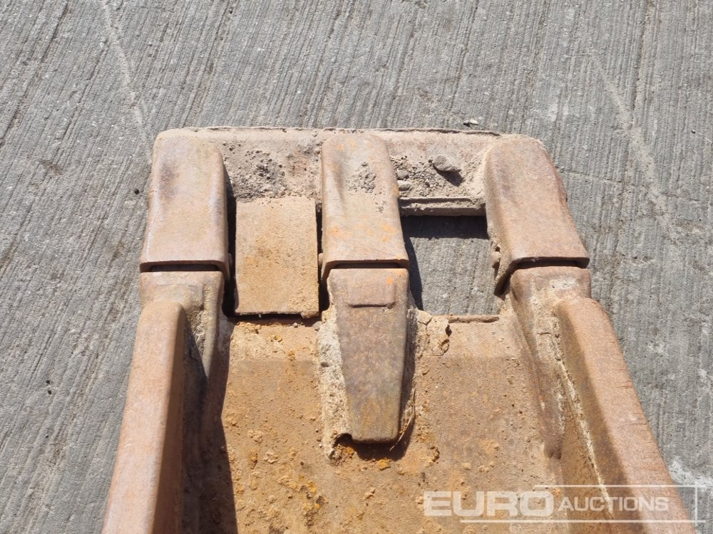 Ковш Miller 24" Scoop Digging Bucket 90mm Pin to suit 30 Ton Excavator: фото 10