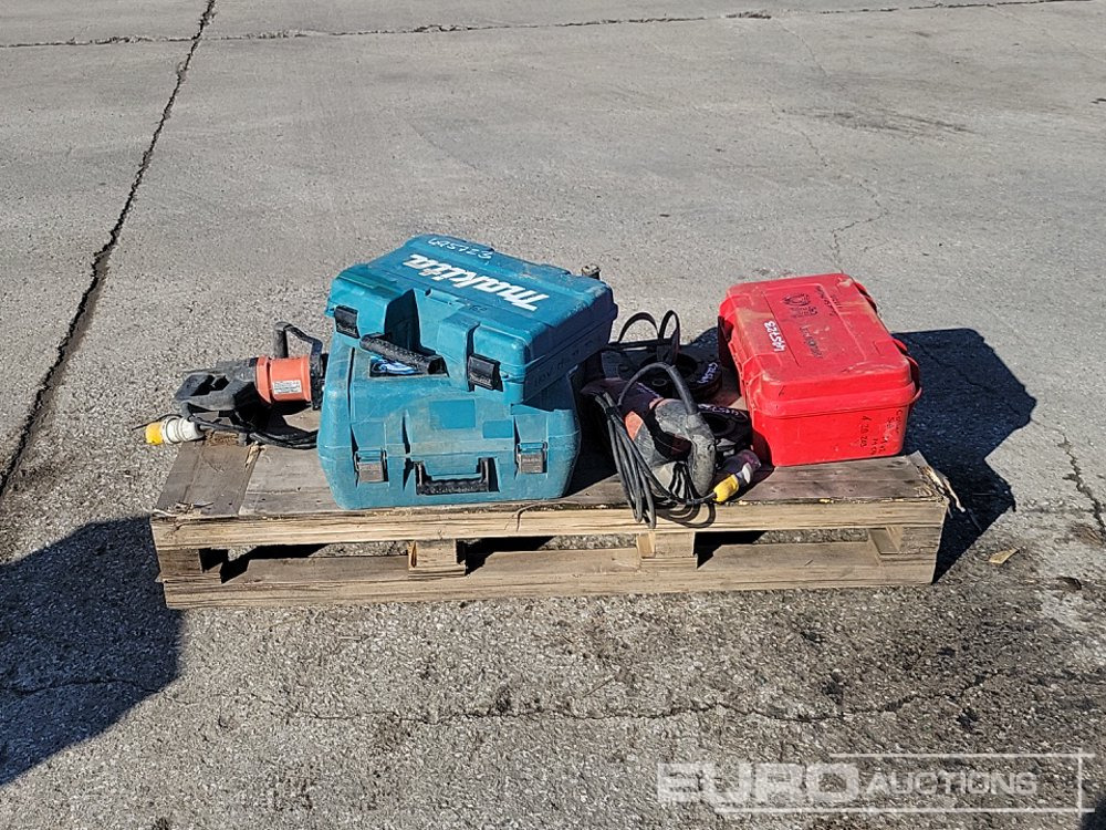 NovoPress Crimping Collars (5 of), Makita 110Volt Multi Tool, Makita Battery Circular Saw, Battery, Charger, 110Volt Paddle Mixer, Hitli 110Volt Hammer Drill - Строительное оборудование: фото 2 NovoPress Crimping Collars (5 of), Makita 110Volt Multi Tool, Makita Battery Circular Saw, Battery, Charger, 110Volt Paddle Mixer, Hitli 110Volt Hammer Drill - Строительное оборудование: фото 2