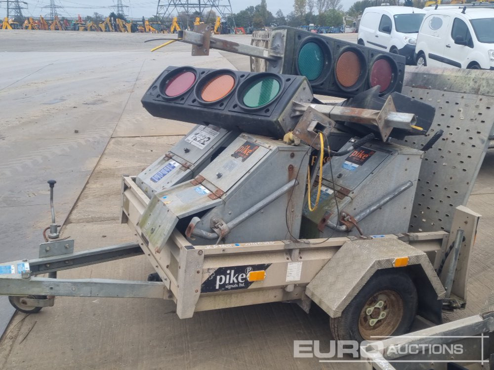 Pike Signals Single Axle Plant Trailer, Ramp, 4 Way Traffic Light System - Прицеп для спецтехники: фото 2 Pike Signals Single Axle Plant Trailer, Ramp, 4 Way Traffic Light System - Прицеп для спецтехники: фото 2