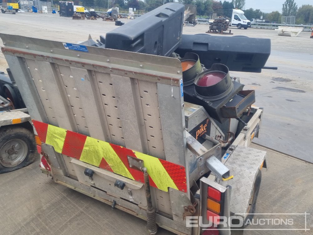 Pike Signals Single Axle Plant Trailer, Ramp, 4 Way Traffic Light System - Прицеп для спецтехники: фото 5 Pike Signals Single Axle Plant Trailer, Ramp, 4 Way Traffic Light System - Прицеп для спецтехники: фото 5